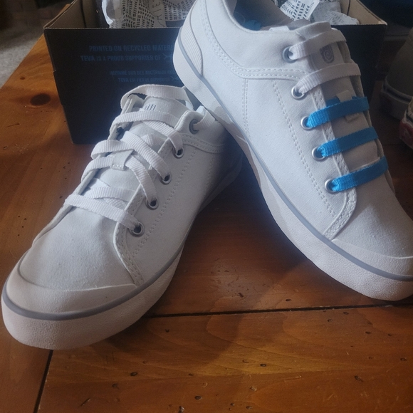 NIB! Teva Women's Freewheel Washed Canvas White Sneaker - Size 7 - Picture 5 of 14